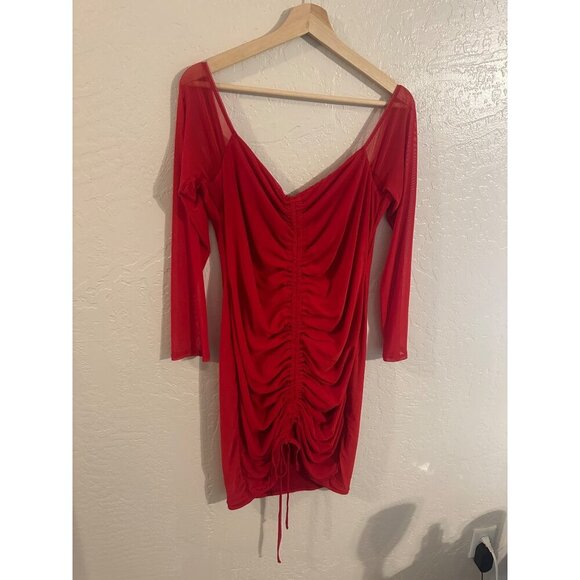 NWT Prettylittlething Plus Size Ruched Bardot Red Dress - Picture 3 of 8